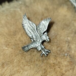 Vintage Pewter Eagle Pin Brooch - Metallic Silver Eagle Pin